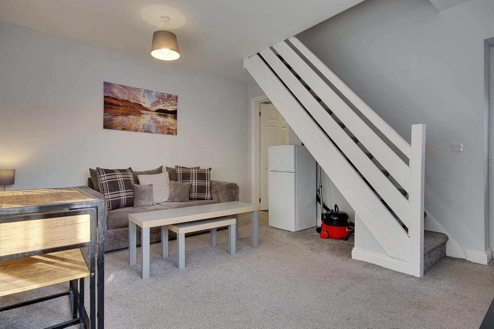Ashley Road Apartments Poole Esterno foto